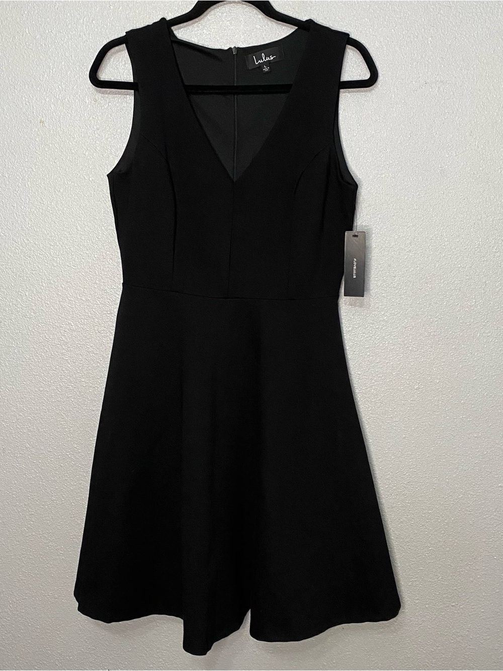 Lulu's Black Sleeveless V-Neck A-Line Dress